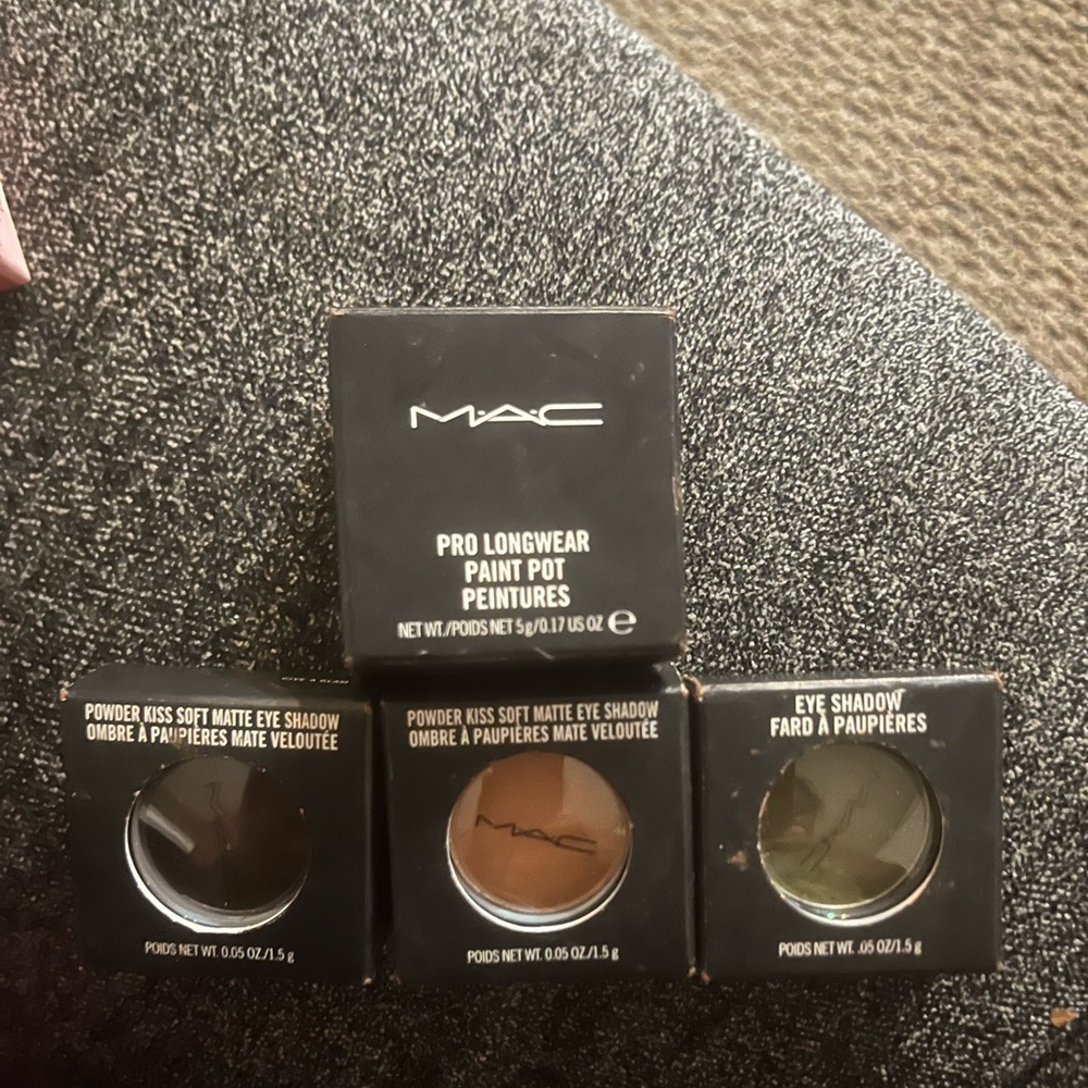 Mac Eyeshadows: Warm/Green